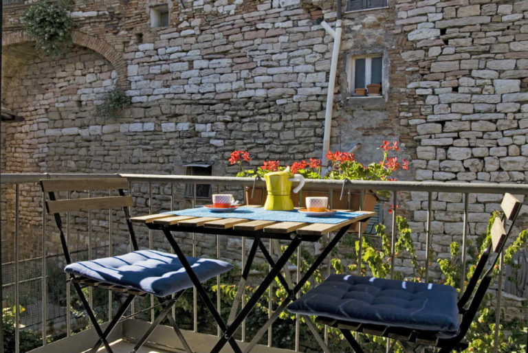 casa-vacanze-perugia-terrazzo