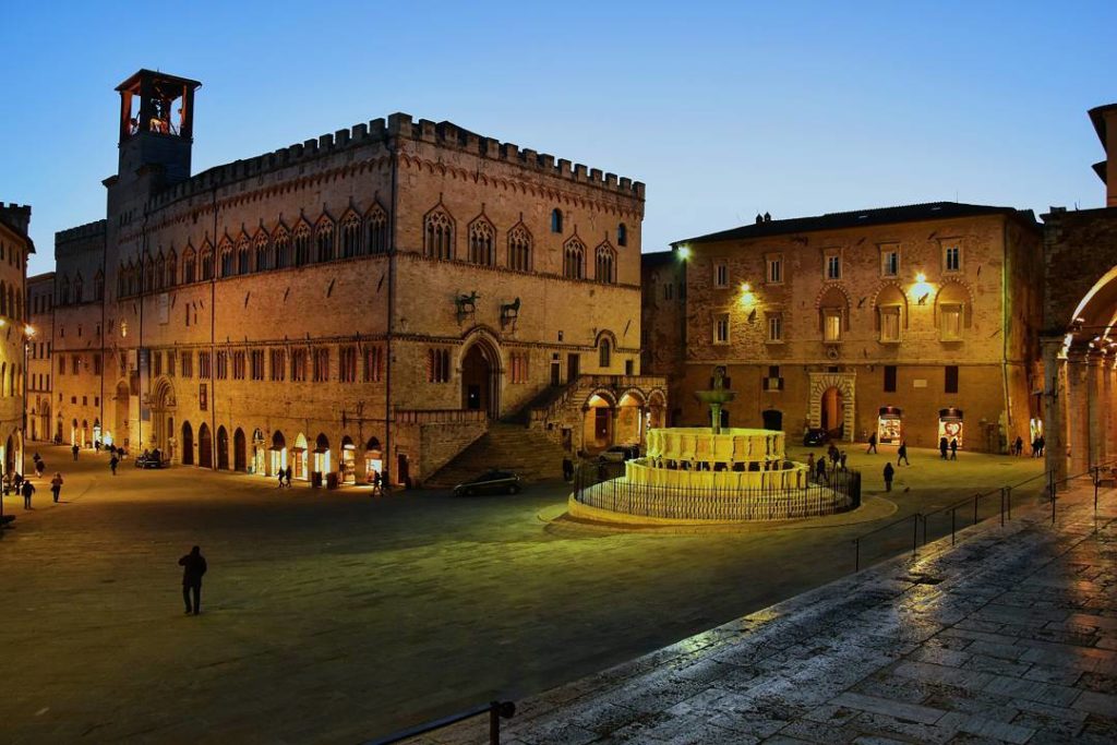 Visitare Perugia In Mezza Giornata Itinerario A Piedi A Prima Vista